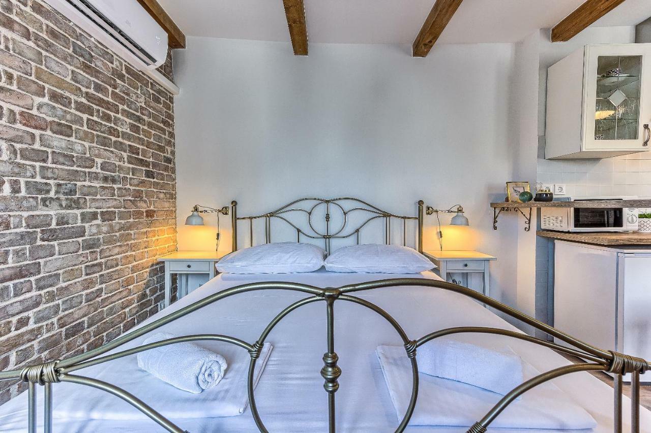 Charming Studio Apartment Σπλιτ Εξωτερικό φωτογραφία