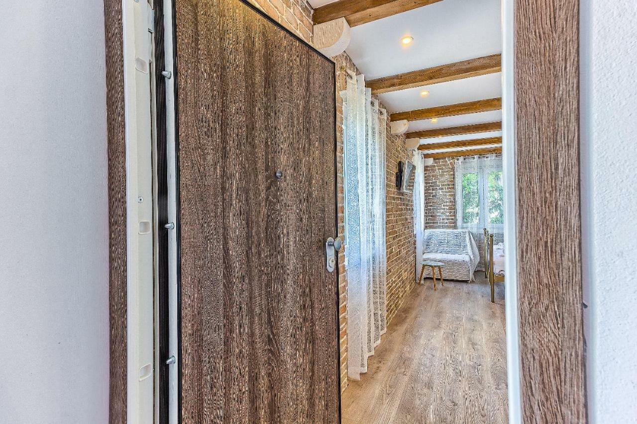 Charming Studio Apartment Σπλιτ Εξωτερικό φωτογραφία