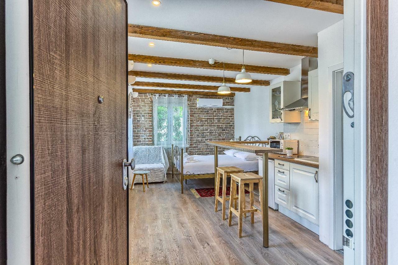 Charming Studio Apartment Σπλιτ Εξωτερικό φωτογραφία